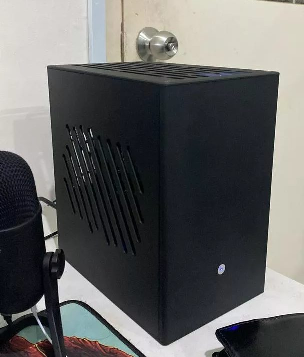 Vỏ Case Máy Tính Mini Itx Sirius S40 - Đen 8