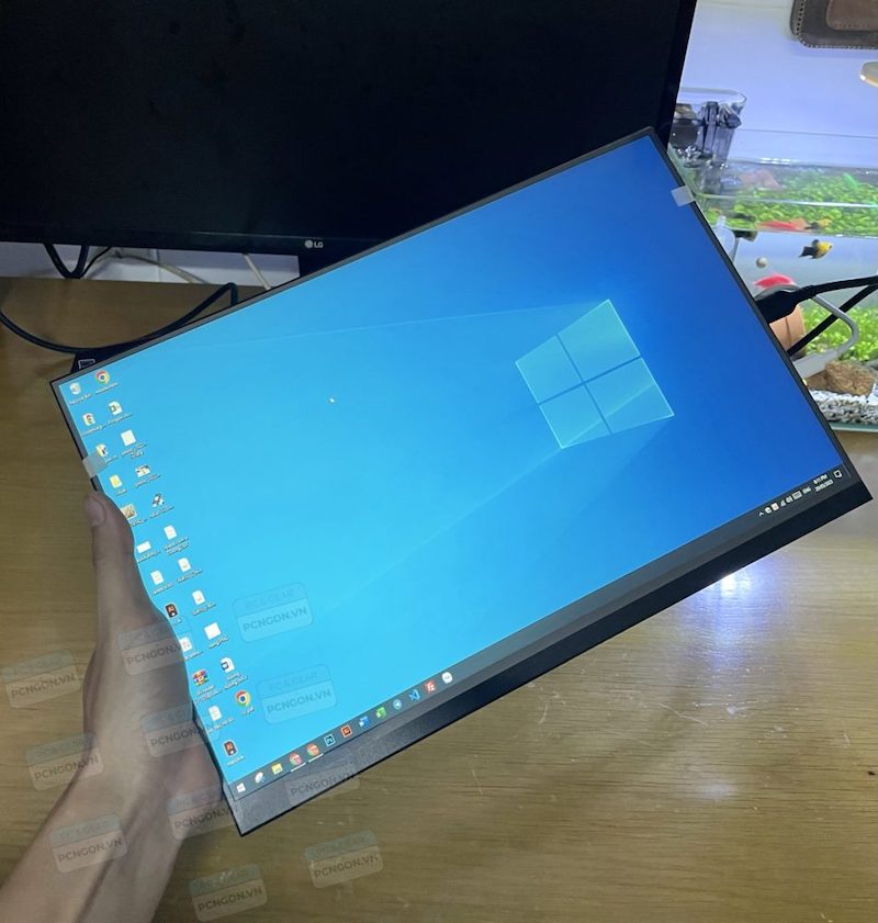 Man-hinh-di-dong-hdmi-3
