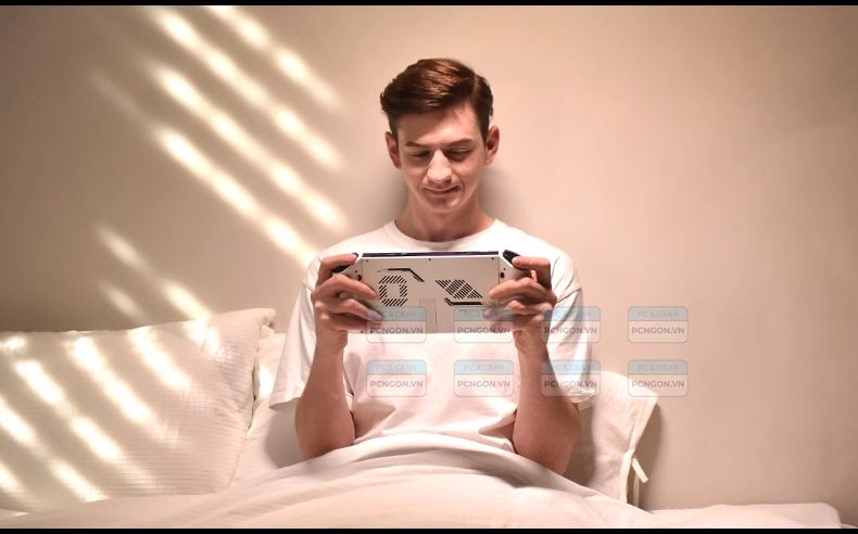 Máy Chơi Game Cầm Tay Onexplayer 2 Pro Amd Ryzen 7 7840u (ram 32gb, Ssd 1tb) 12