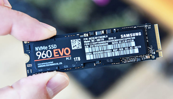 Ổ cứng SSD M.2 là gì?