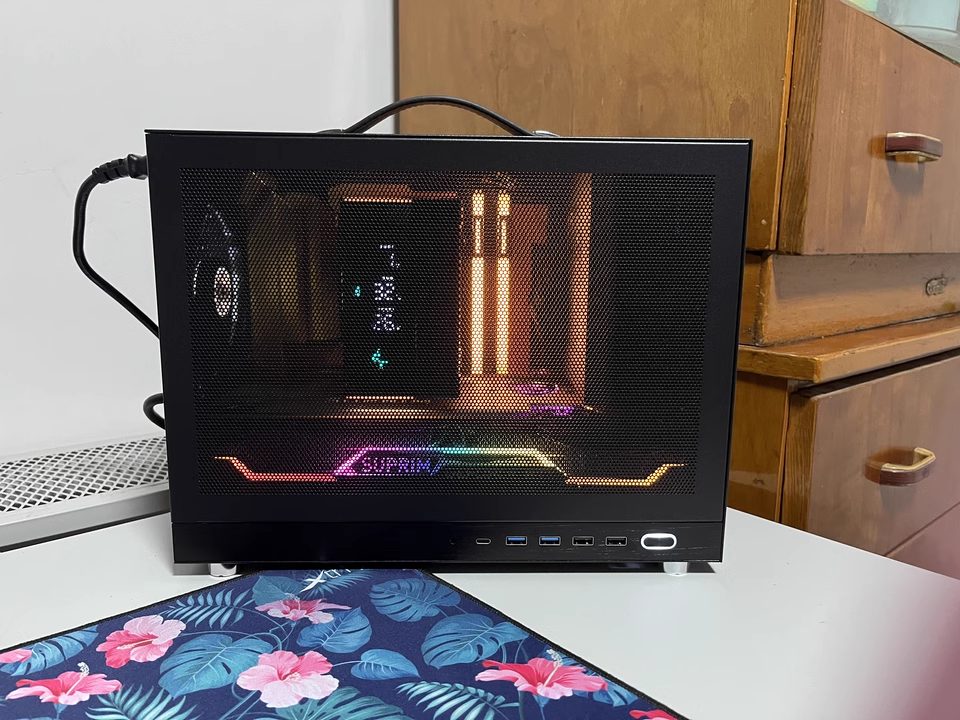 Vỏ Case Máy Tính Mini Itx Shiny Snake G300 - Đen 2