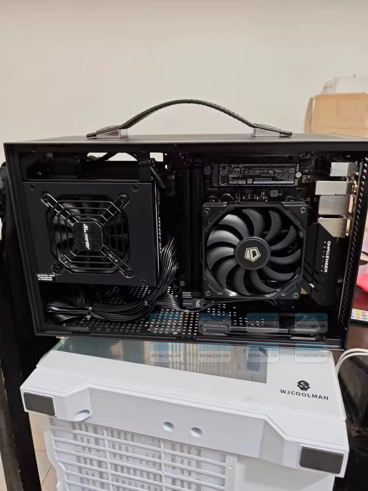 Pc Mini Itx S400 Amd Ryzen 7 7800x3d Rtx 5080 1